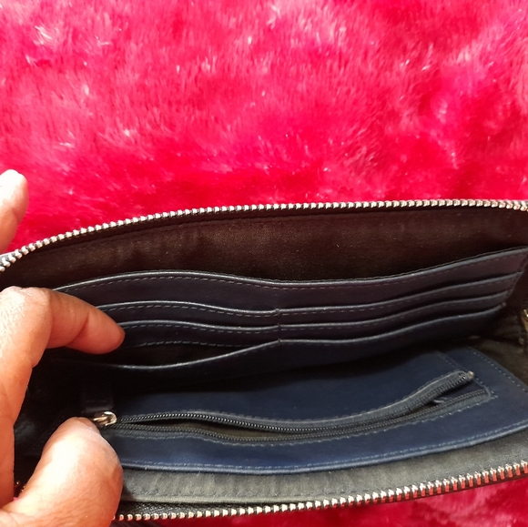 CALVIN CLINE - Picture 5 of 7